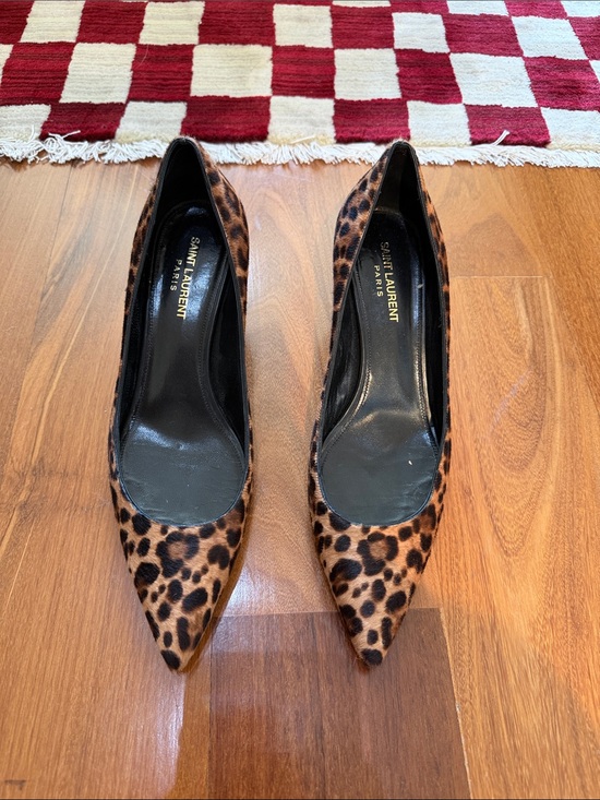 Saint Laurent Shoes - Saint Laurent Leopard-Print Pointed Toe Pumps - Brown/Black
